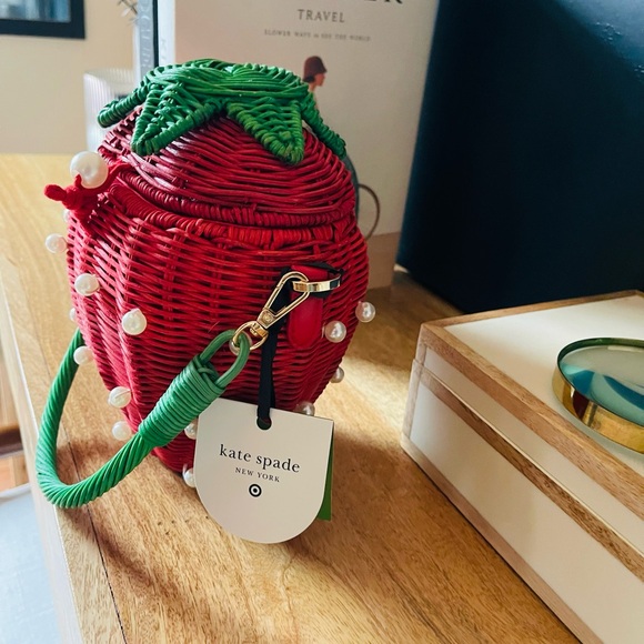 Kate Spade x Target Exclusive Pear Embellished Strawberry Basket Bag - Picture 6 of 10